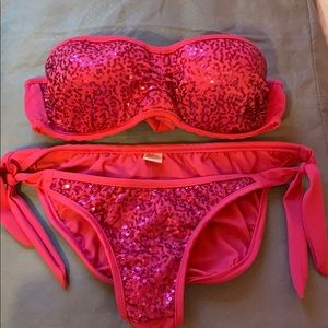 Pink strapless bikini
